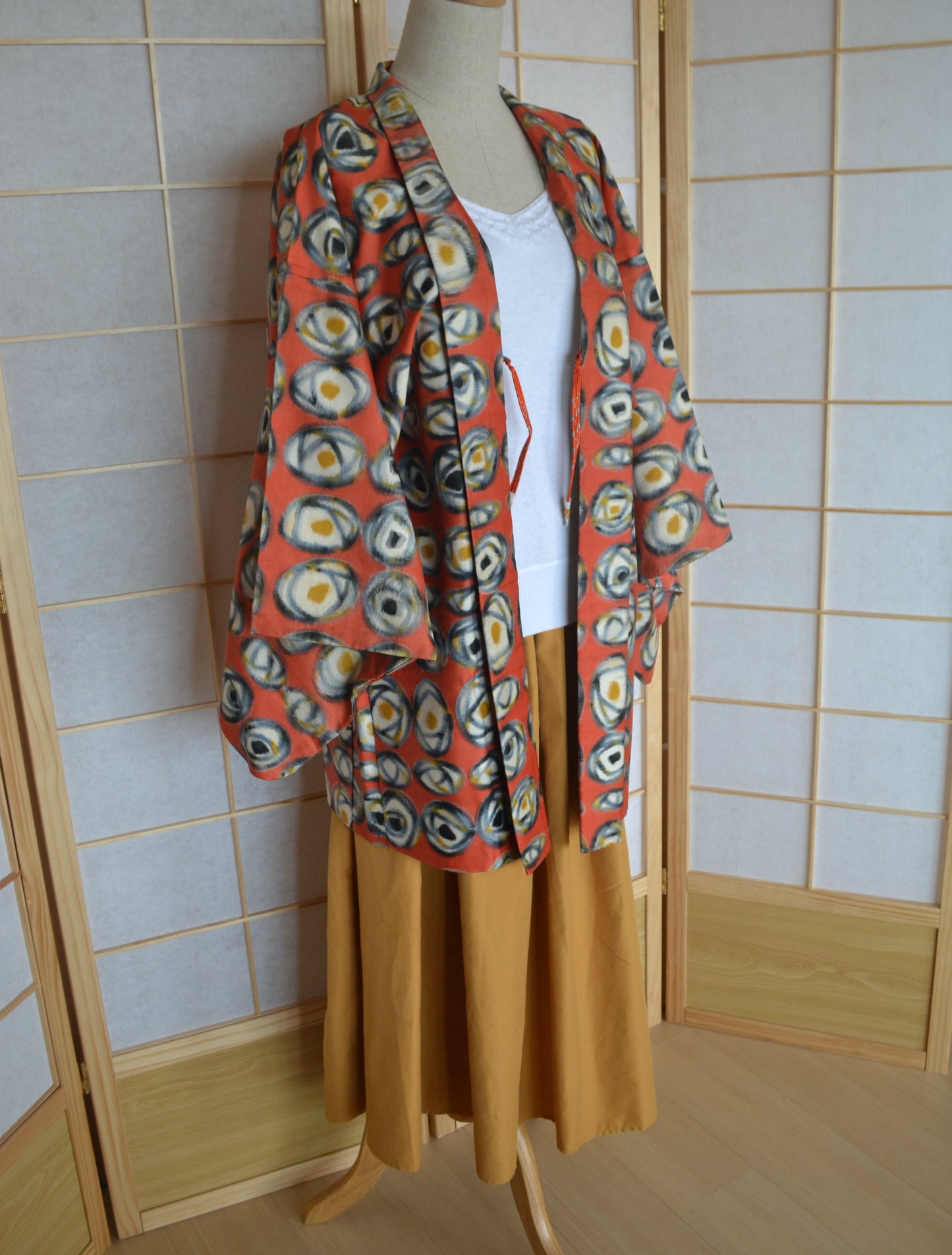 Haori Femme Vintage €89.50 - fleur, rouge - 0010