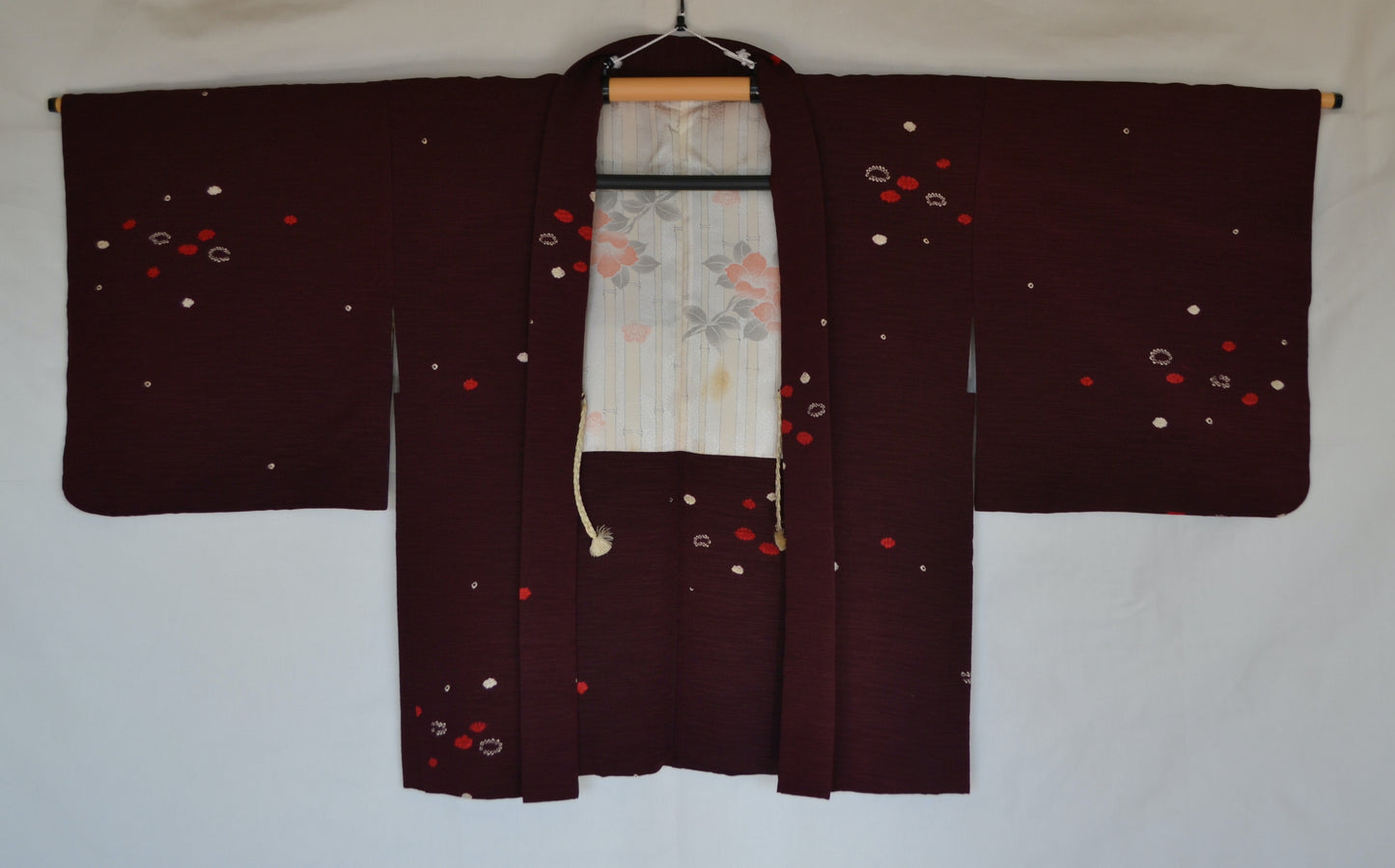 Haori Femme Vintage €89.50 - petites fleurs, bordeaux - 0006