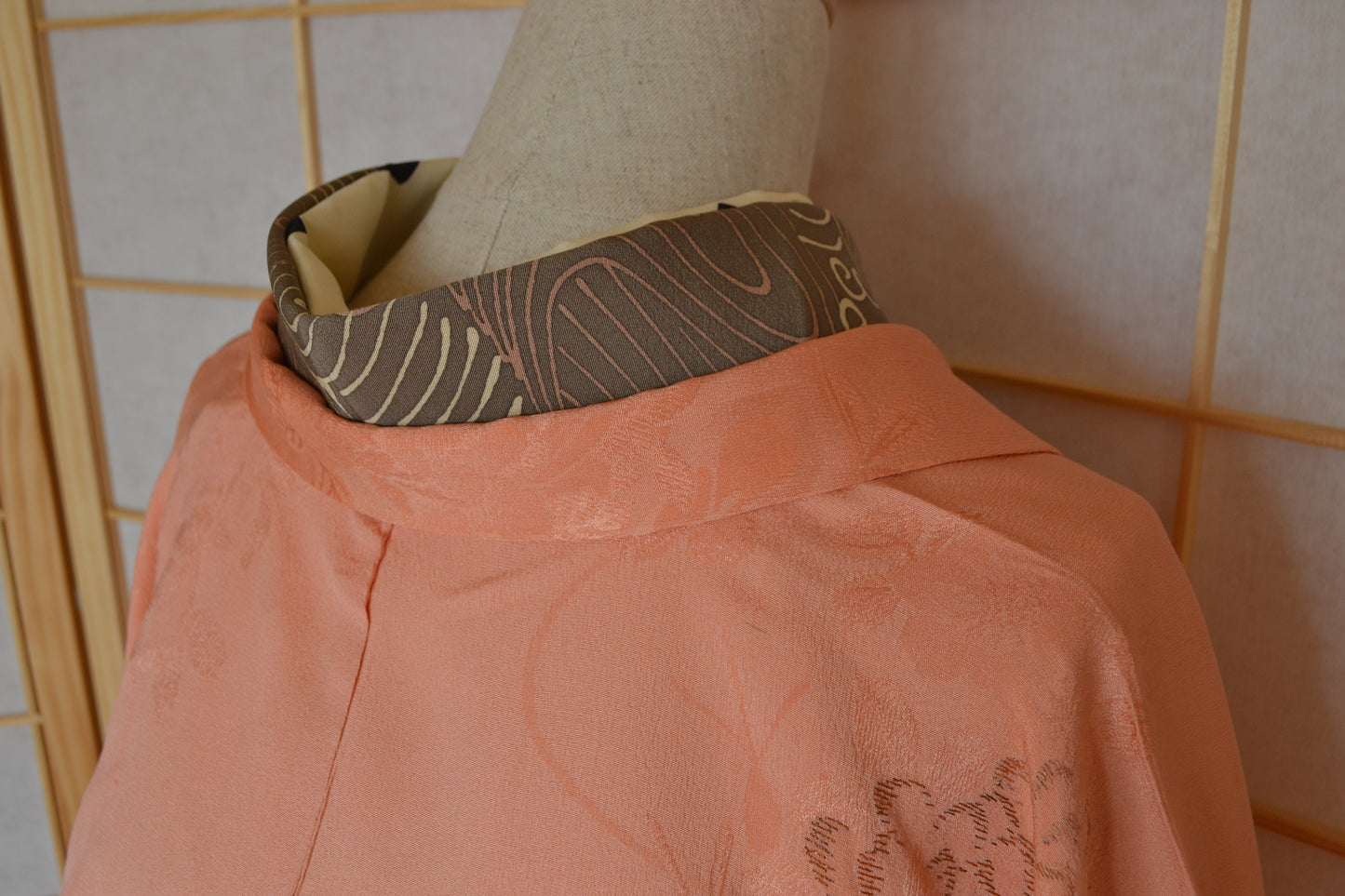 Haori Femme Vintage €75.50 - fleurs et l'eau qui coule, rose - 0005