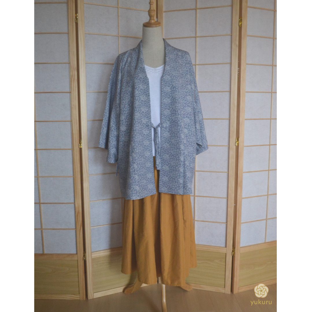 Haori Femme Vintage €94.90 - Ivy "Karakusa", bleu - 0015