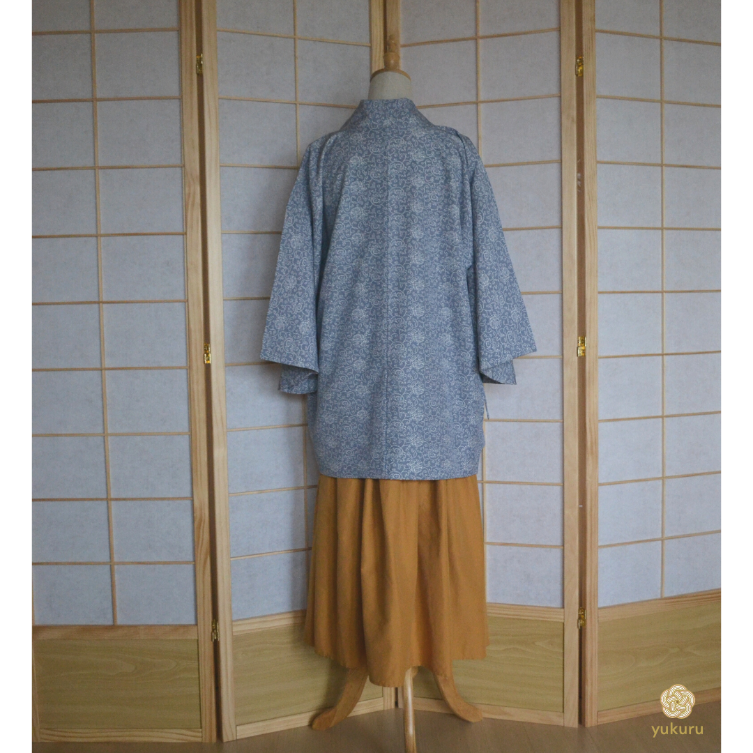 Haori Femme Vintage €94.90 - Ivy "Karakusa", bleu - 0015
