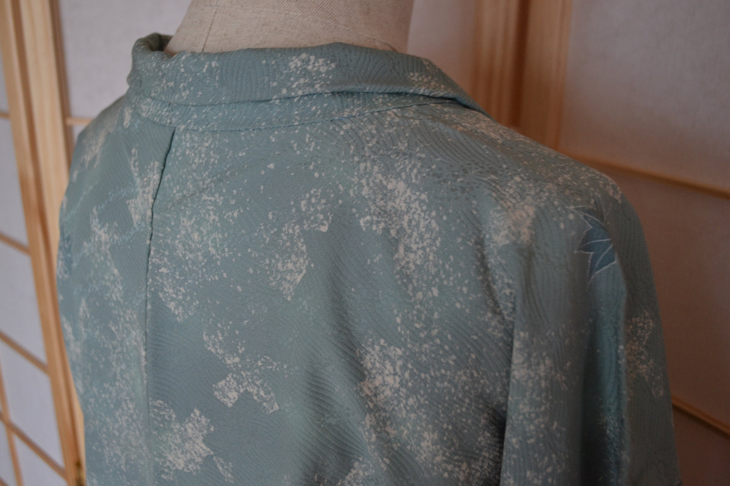 Haori Femme Vintage €95.50 - érable blanc(momiji), bleu - 0013
