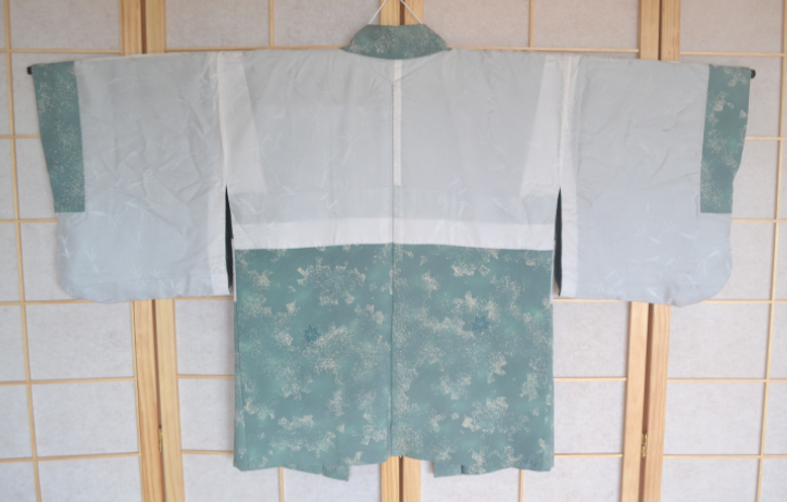 Haori Femme Vintage €95.50 - érable blanc(momiji), bleu - 0013