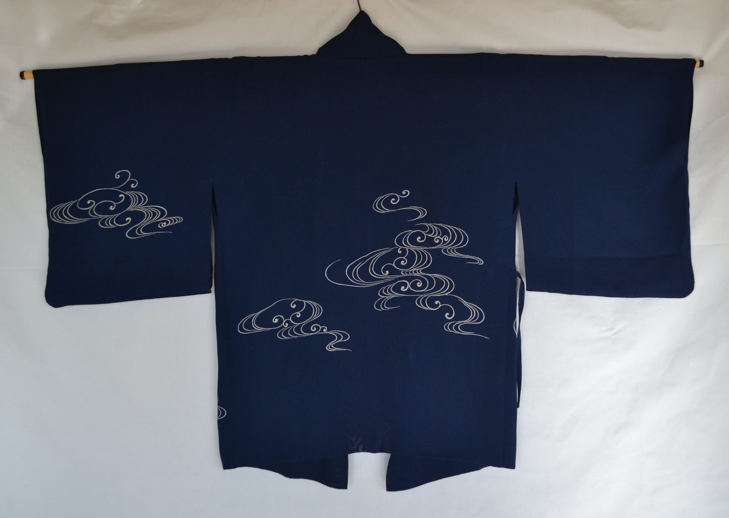 Haori Femme Vintage(tissu d'été) €89.50 - l'eau qui coule, bleu marine - 0007